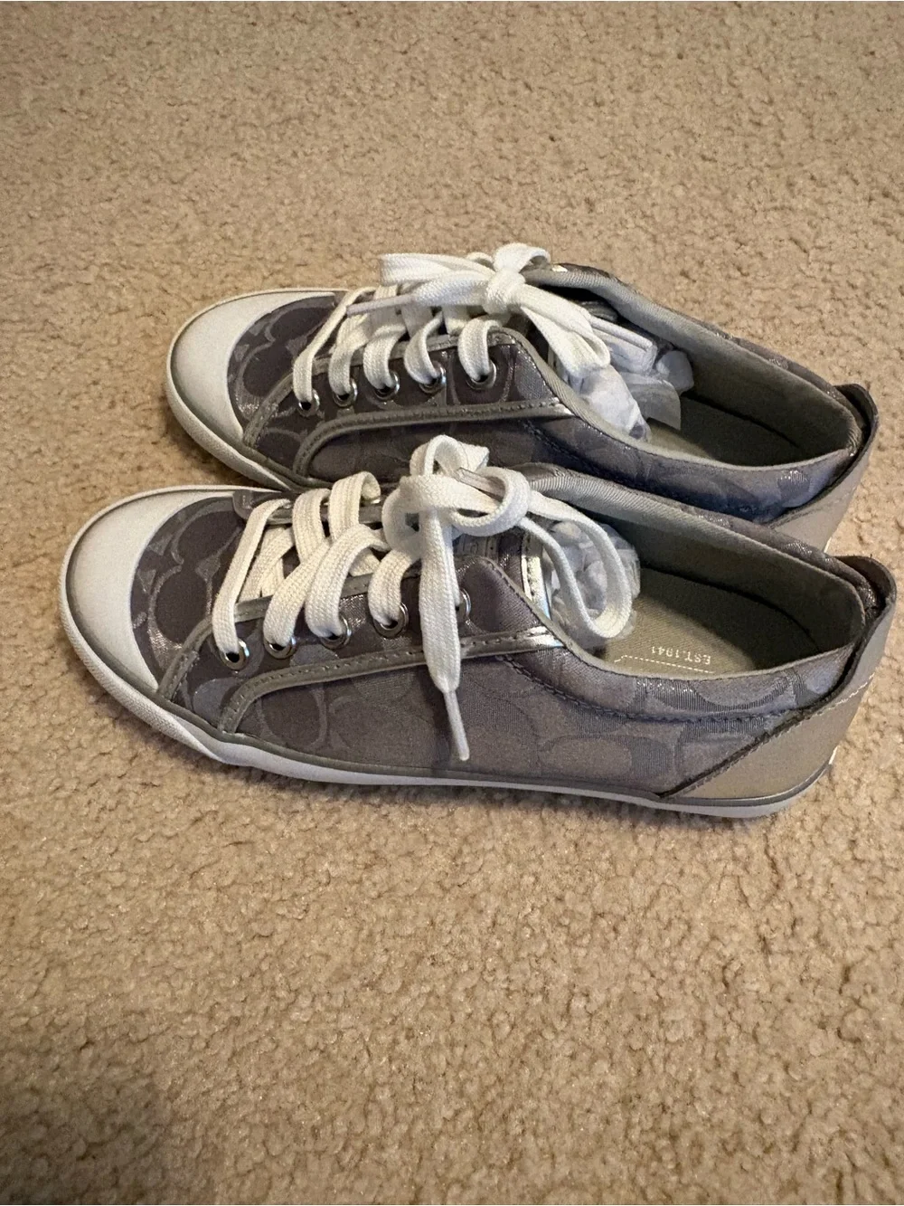 Coach  Silver Gray Low-Top Sneakers with White Accents